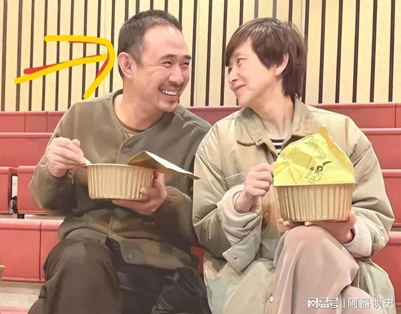 开云体育-演员贾一平近况曝光：已移居美国，住别墅开路虎，又黑又老认不出