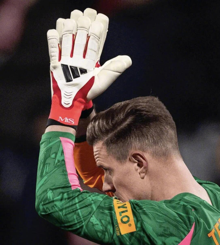 开云平台-巴萨门将特尔施特根宣布将接受手术|马克·安德烈·特尔施特根|巴塞罗那|赛季伤退|比赛|赫罗纳_新浪体育_新浪新闻