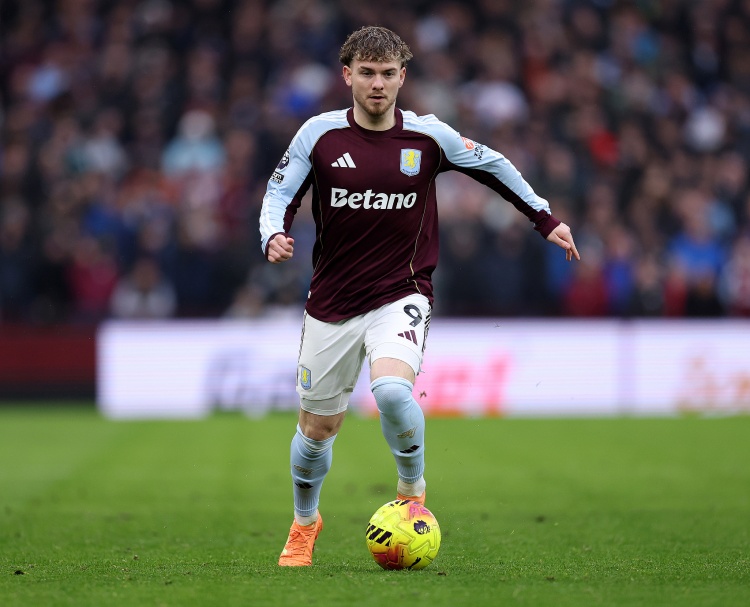 开云体育-前维拉CEO：利物浦宁愿埃利奥特踢不上球，也不想帮维拉“争五”